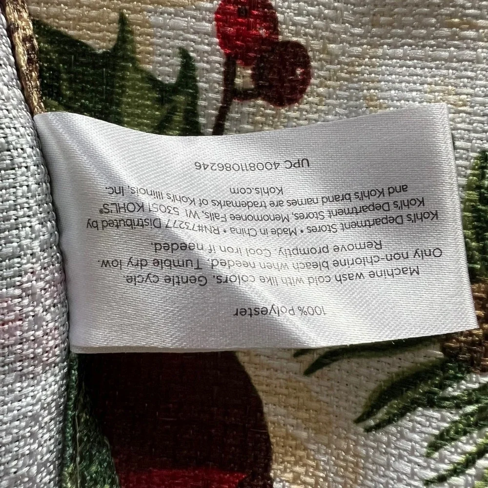 St. Nicholas‎ Square Christmas Table Cloth Poinsettia Holly Pinecone 13x40 Red